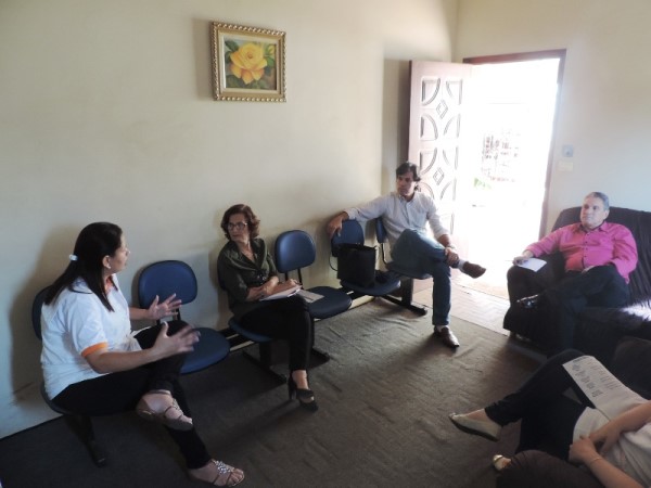 Projeto Câmara Visita: Vereadores visitam a Casa Amparo