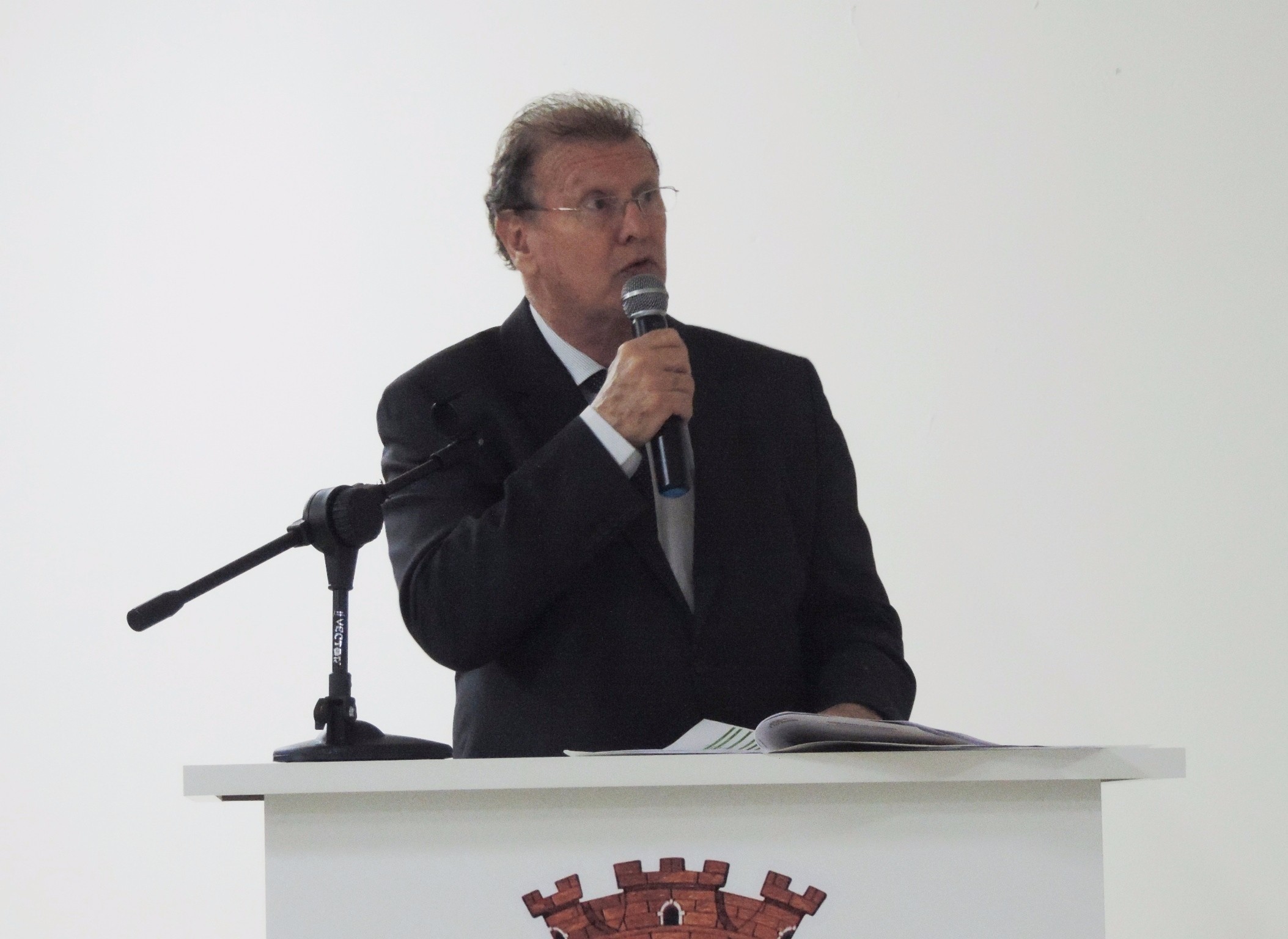 Vereador Roberto Melchiori apresenta Moção de Repúdio à apresentação "La Bête" no Museu de Arte Moderna