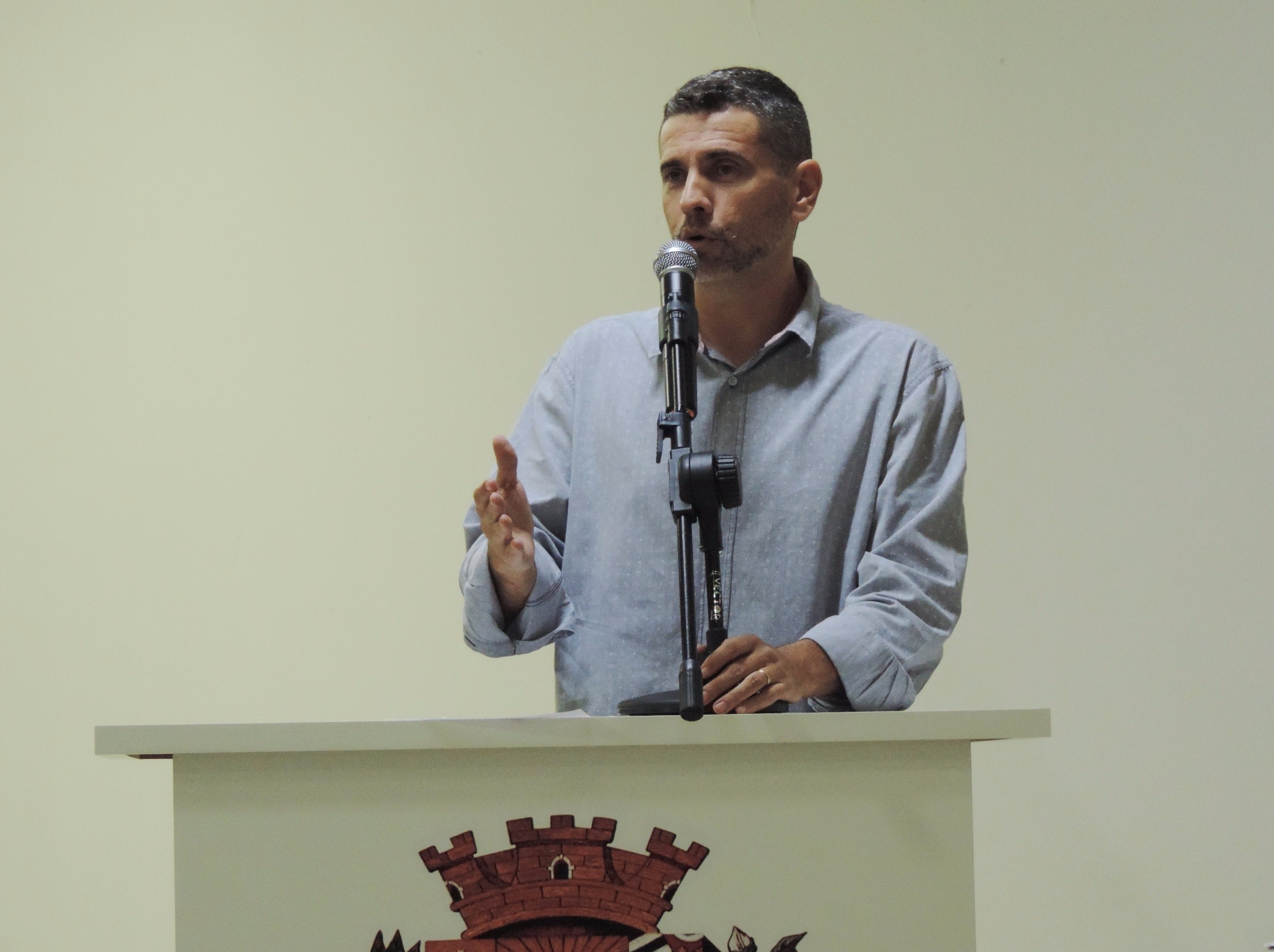 Vereador Beto de Souza apresenta Moção de Pesar à família do Dr. Irandy Pereira Santos