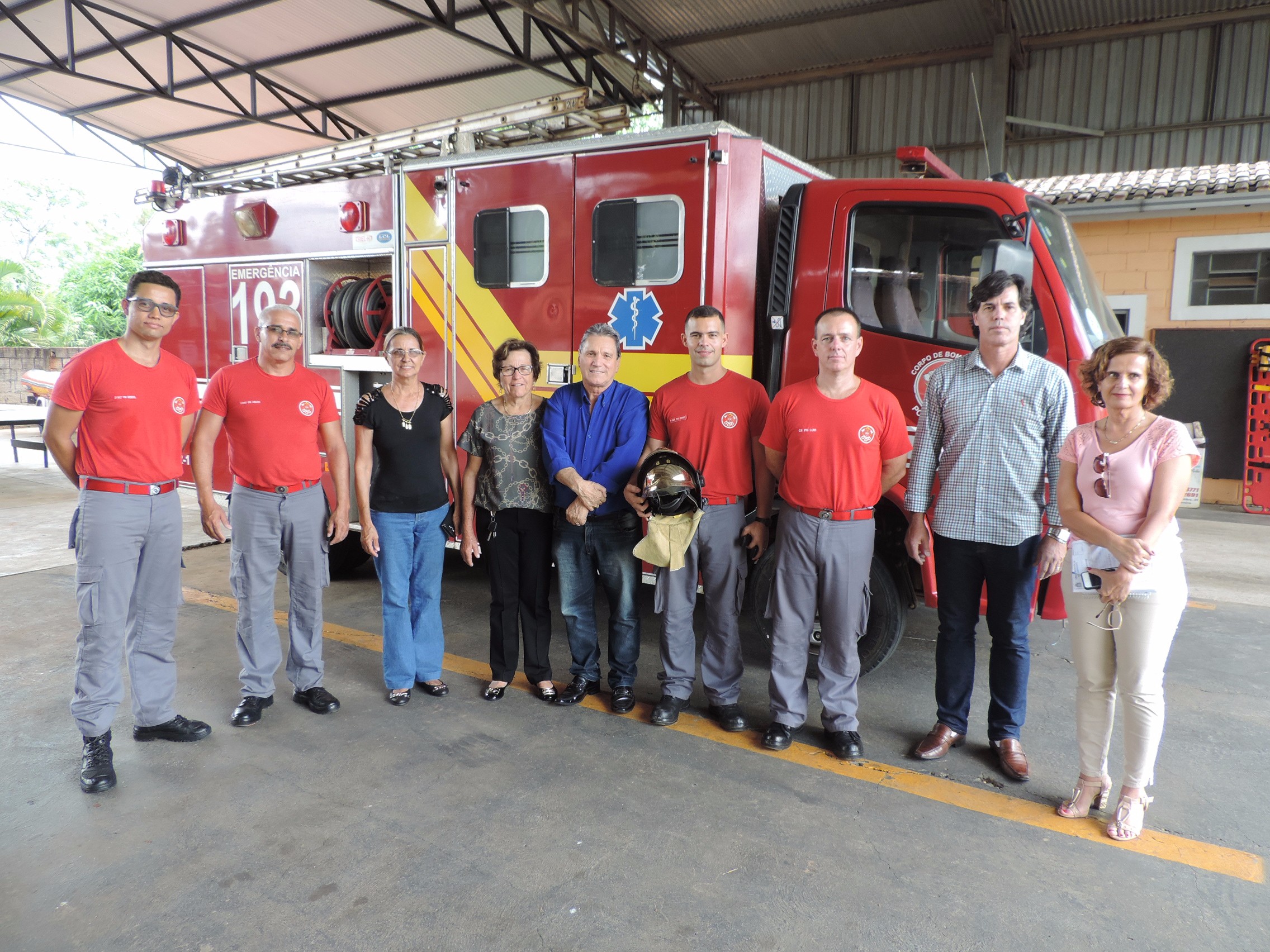 Projeto Câmara Visita: Vereadores visitam a Base de Bombeiros do Município
