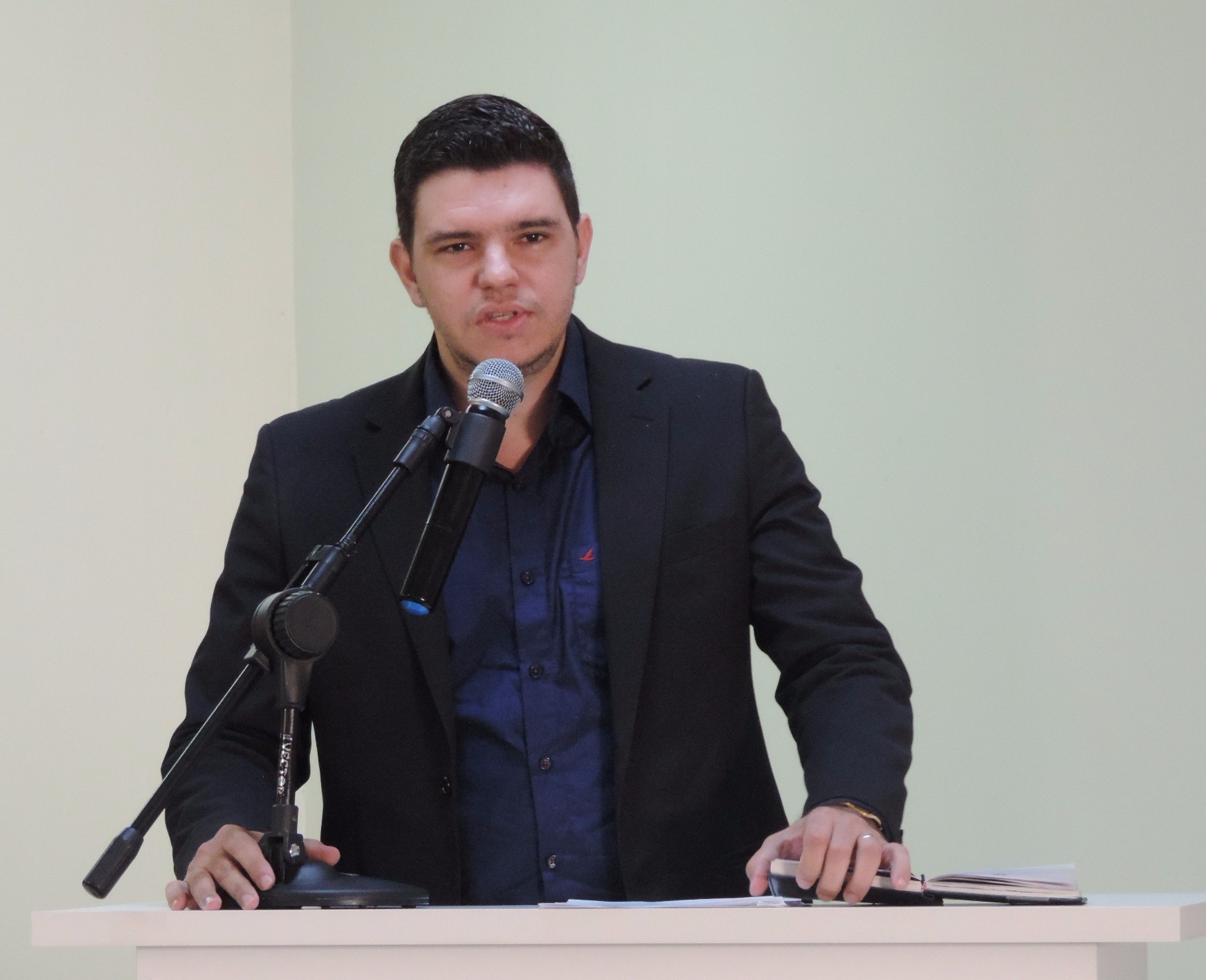 Vereador Celso Andrade Junior apresenta Moção de Aplausos à Fundação Santander