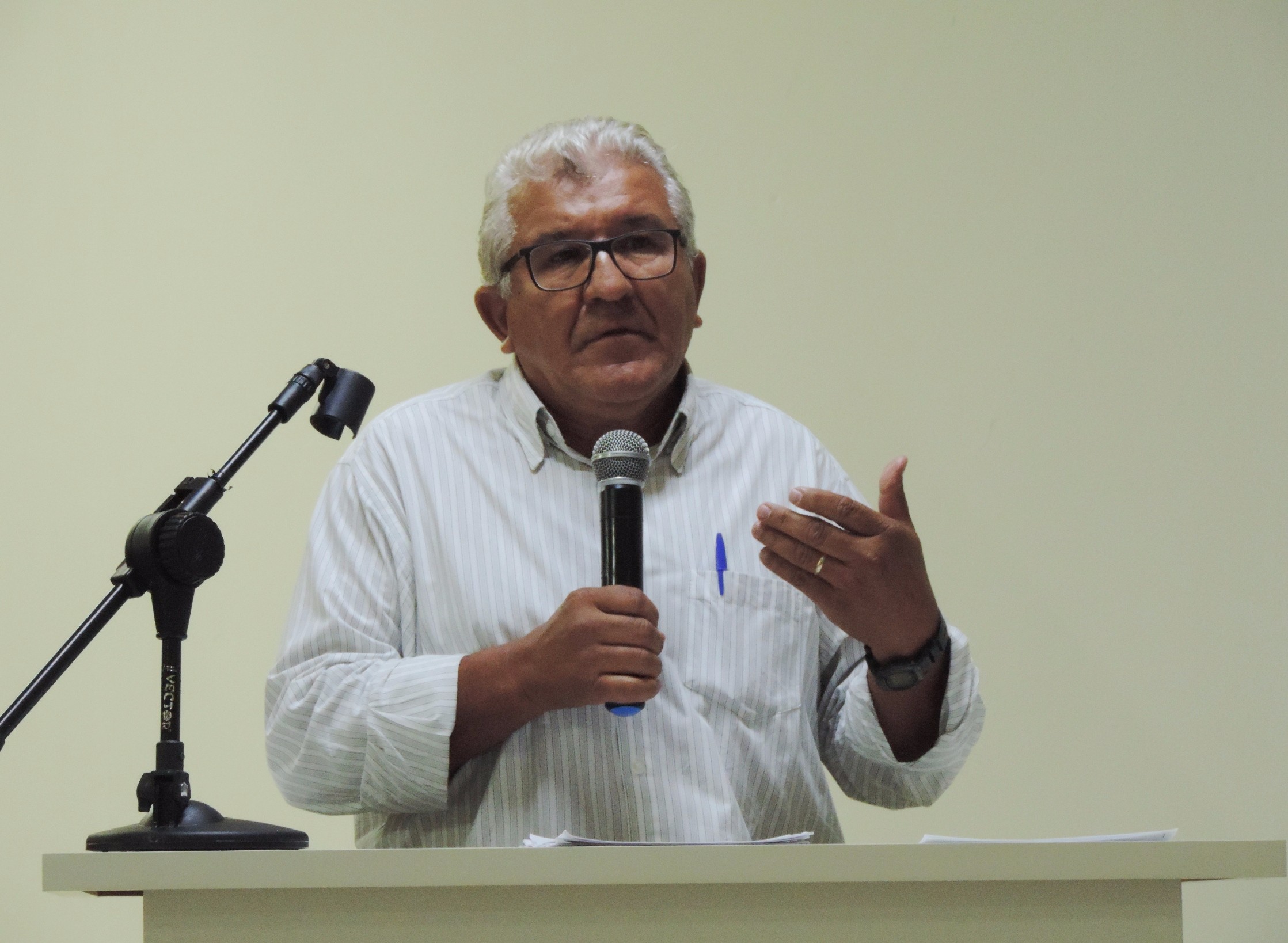 Vereadores solicitam ao Executivo motivo de interdição de via que interliga o Jardim Bottura ao Residencial Mariana Carvalho