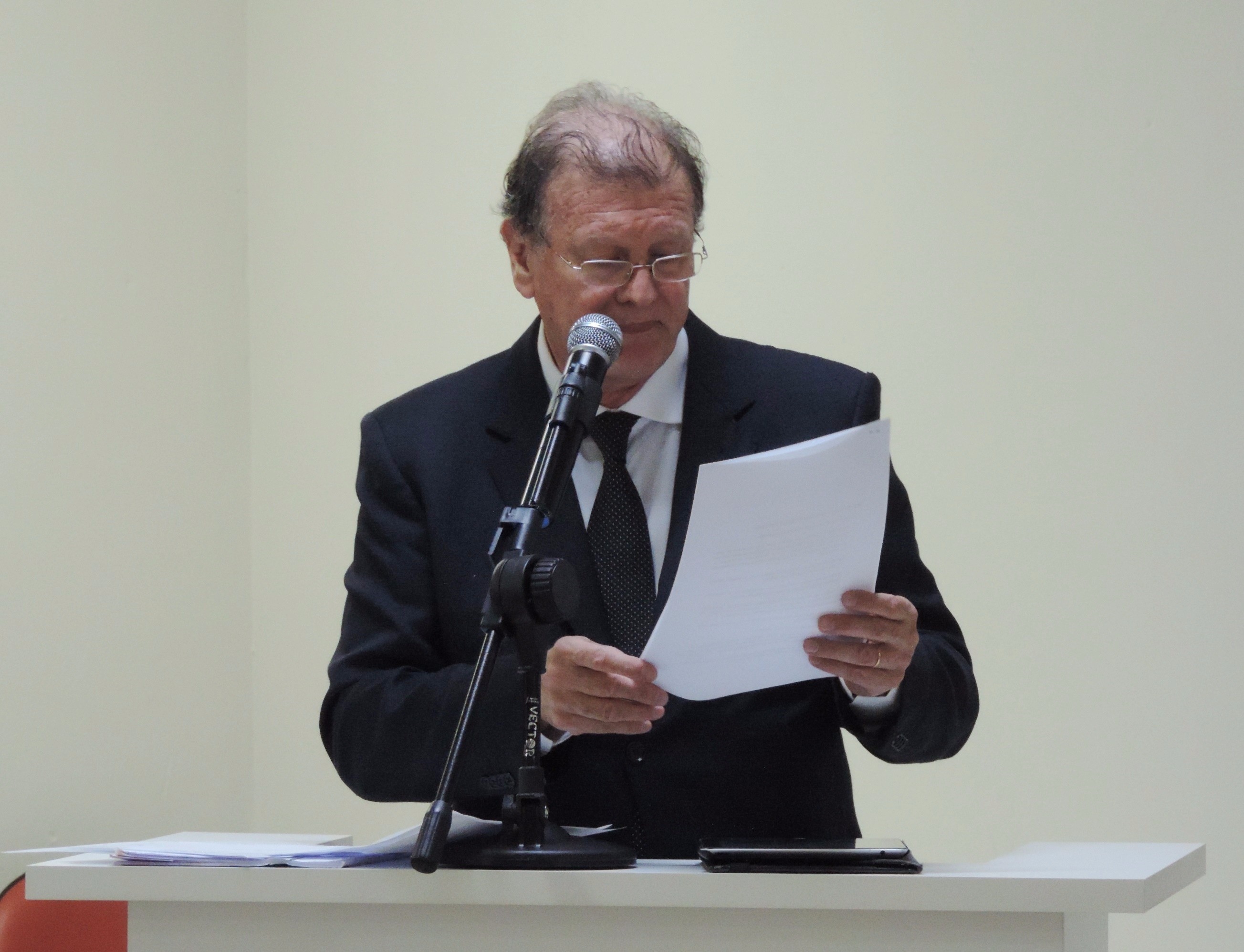 Vereador Roberto Melchiori apresenta Moção de Aplausos a Gisele de Biasi Godoy