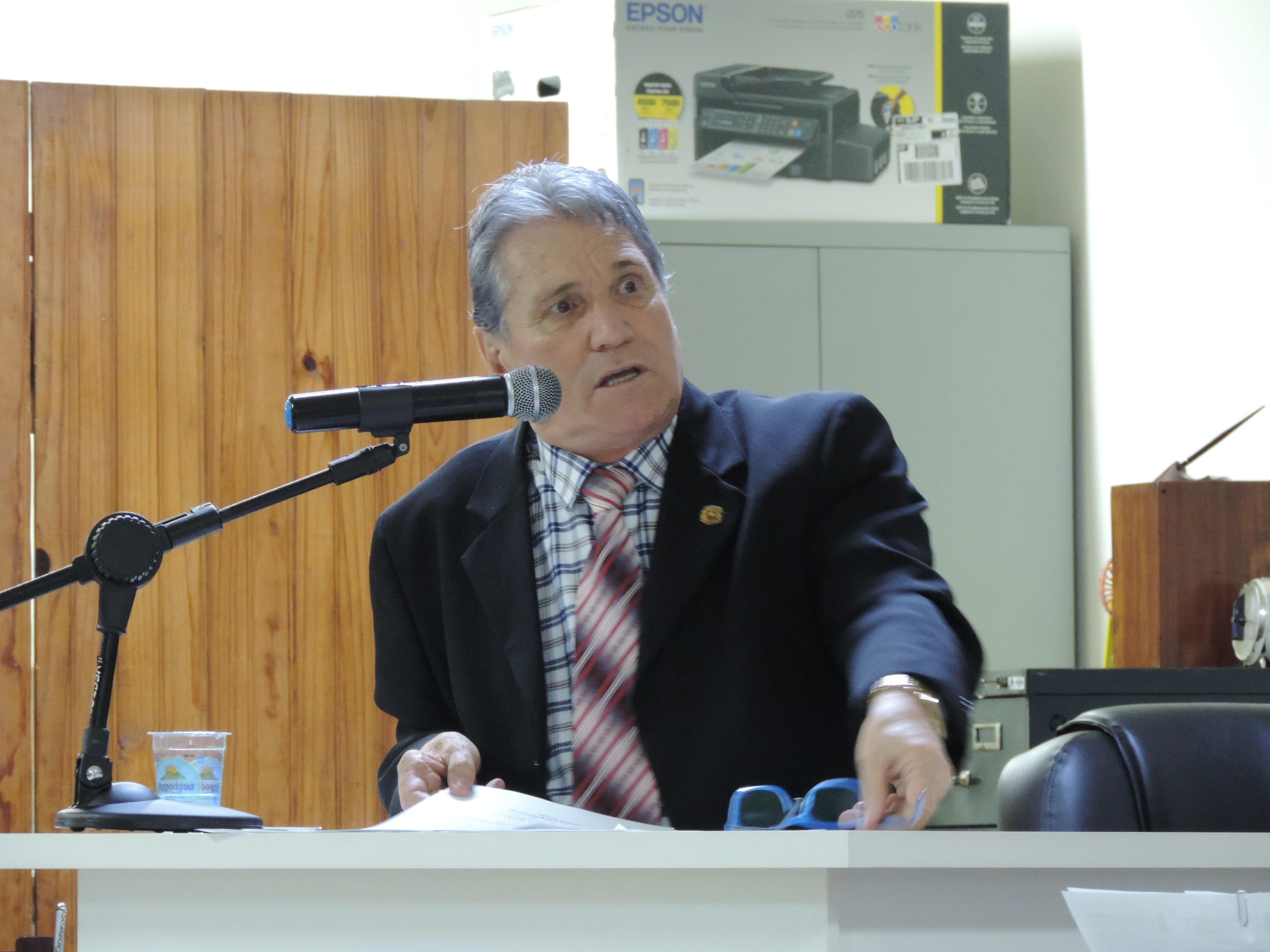 Vereador Nelsinho Luiz solicita ao Executivo informações sobre vendedores ambulantes 