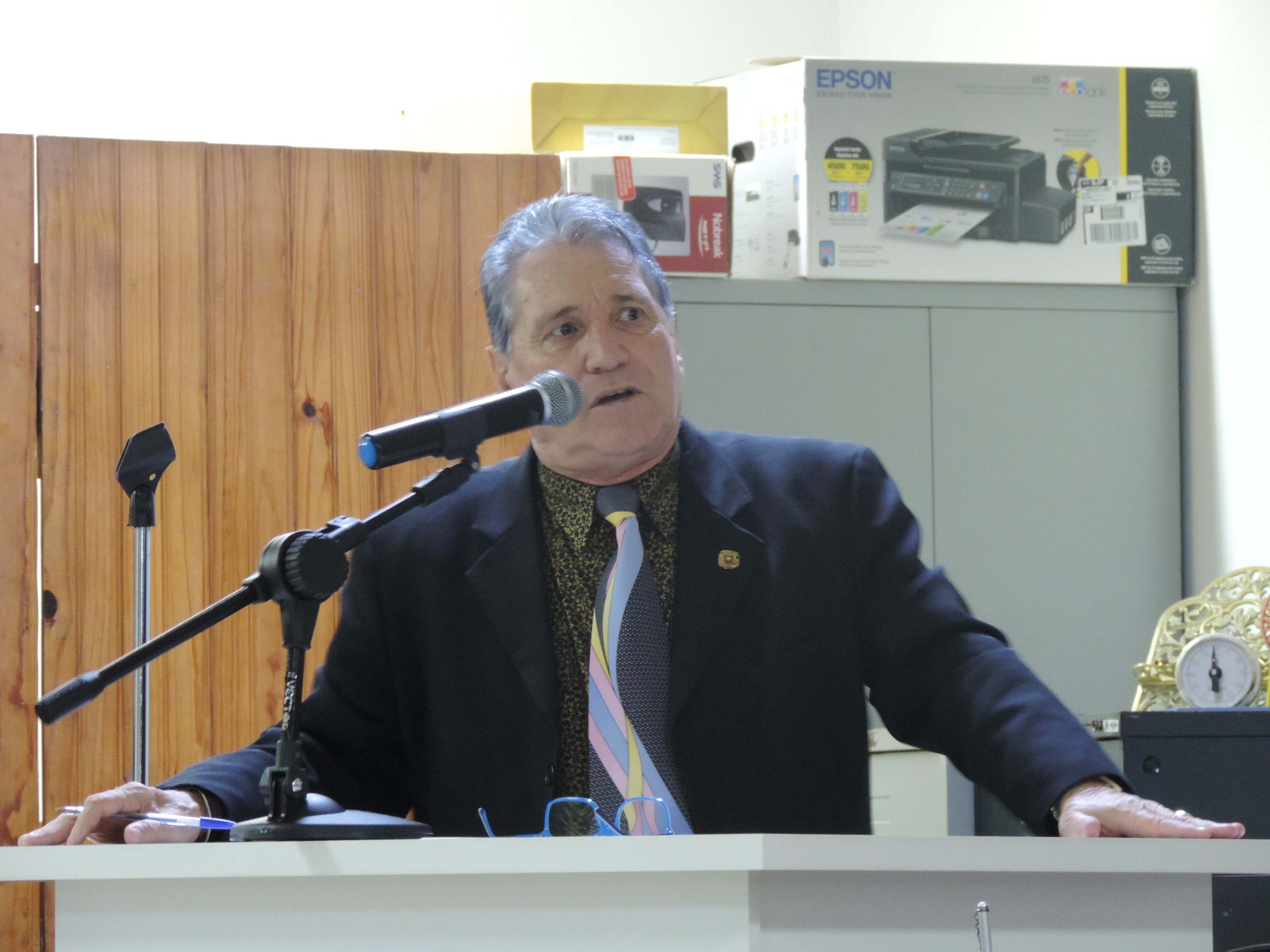 Vereador Nelsinho Luiz solicita ao Executivo que valor devolvido da Câmara à Prefeitura referente a restos a pagar de 2017 seja destinado à Santa Casa