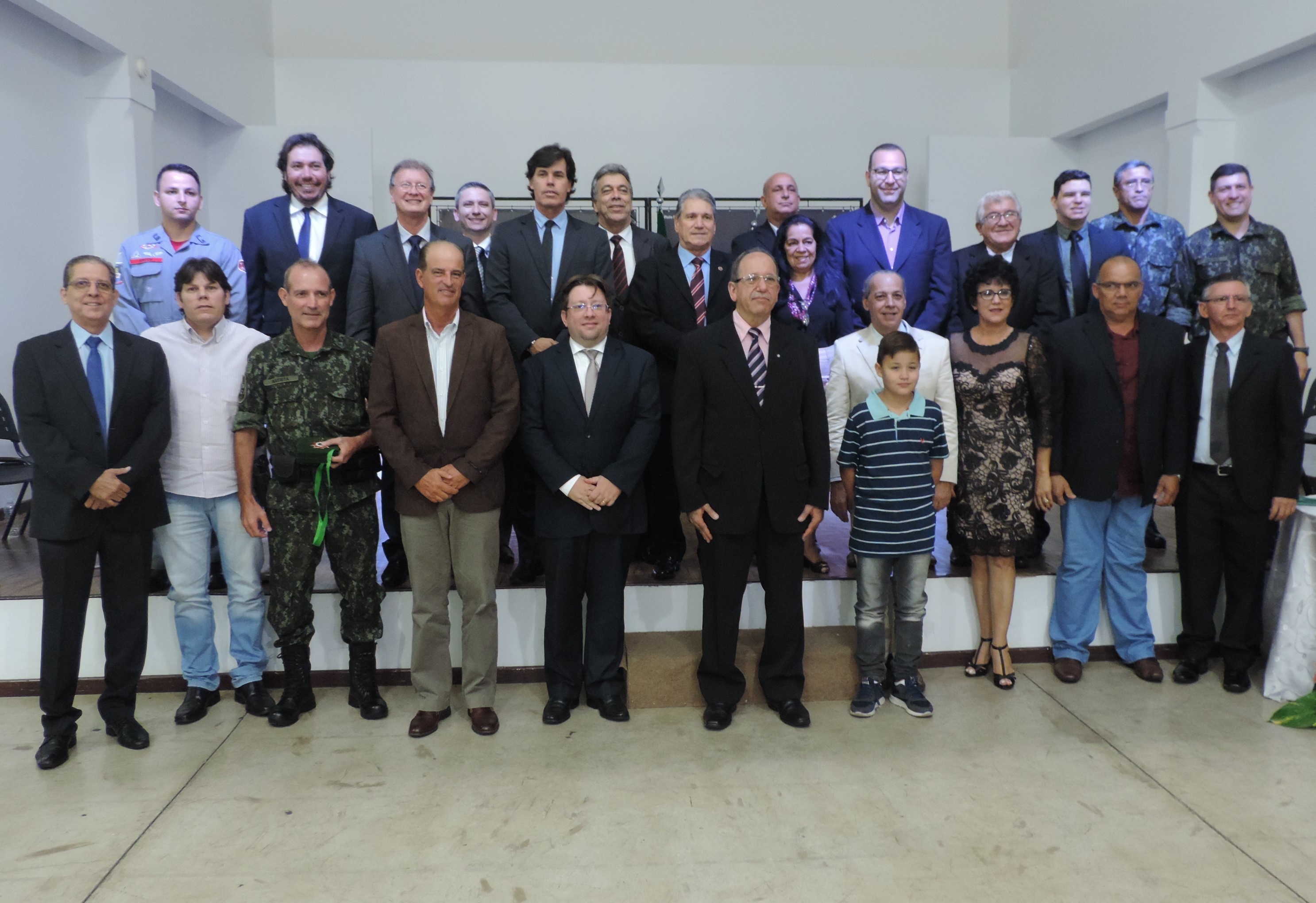 Câmara realizou sessão solene para entrega de honrarias na quinta-feira