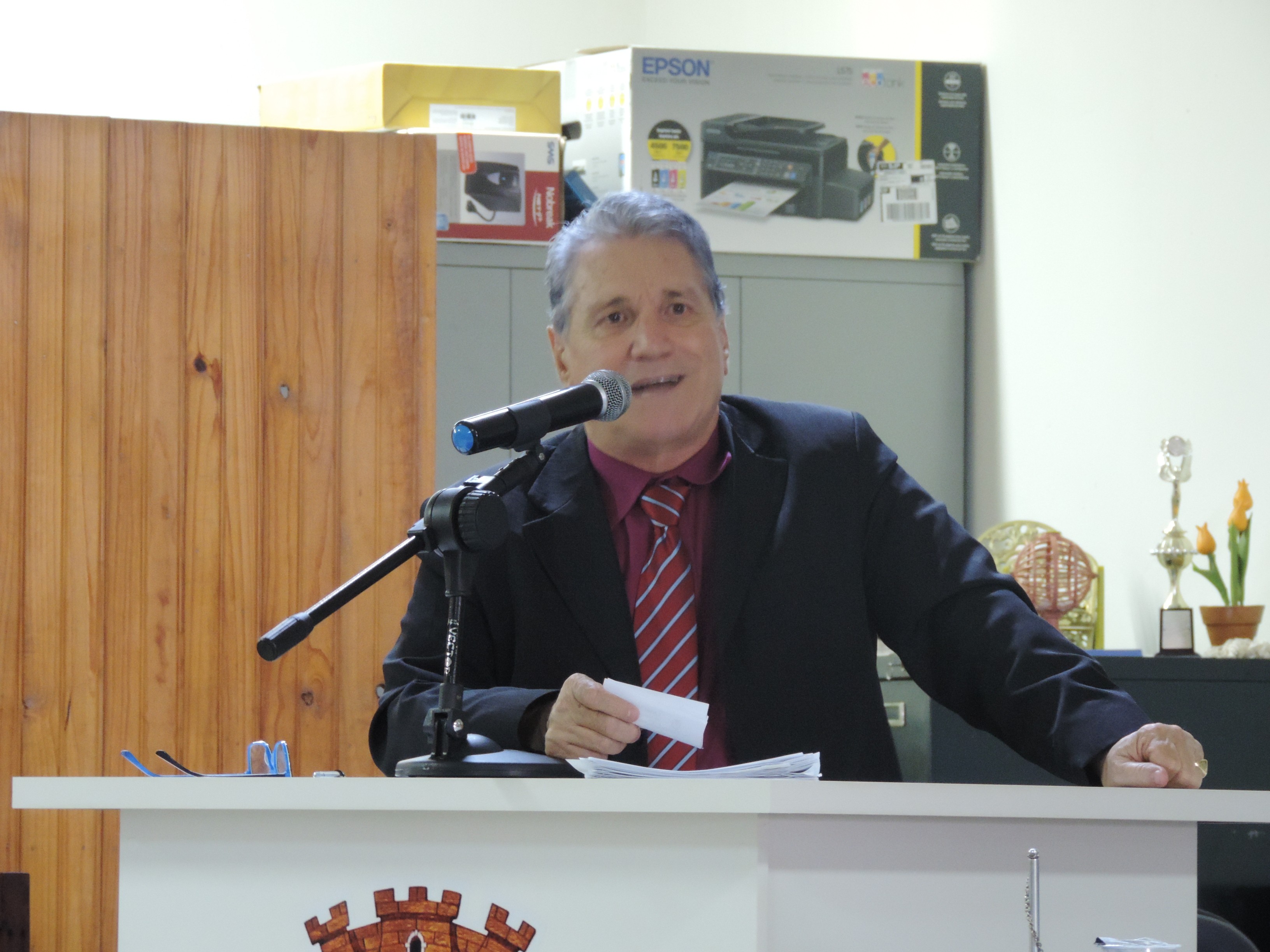 Vereador Nelsinho Luiz solicita ao Ministro da Saúde implantação do Programa Saúde da Família em duas UBSs do Município