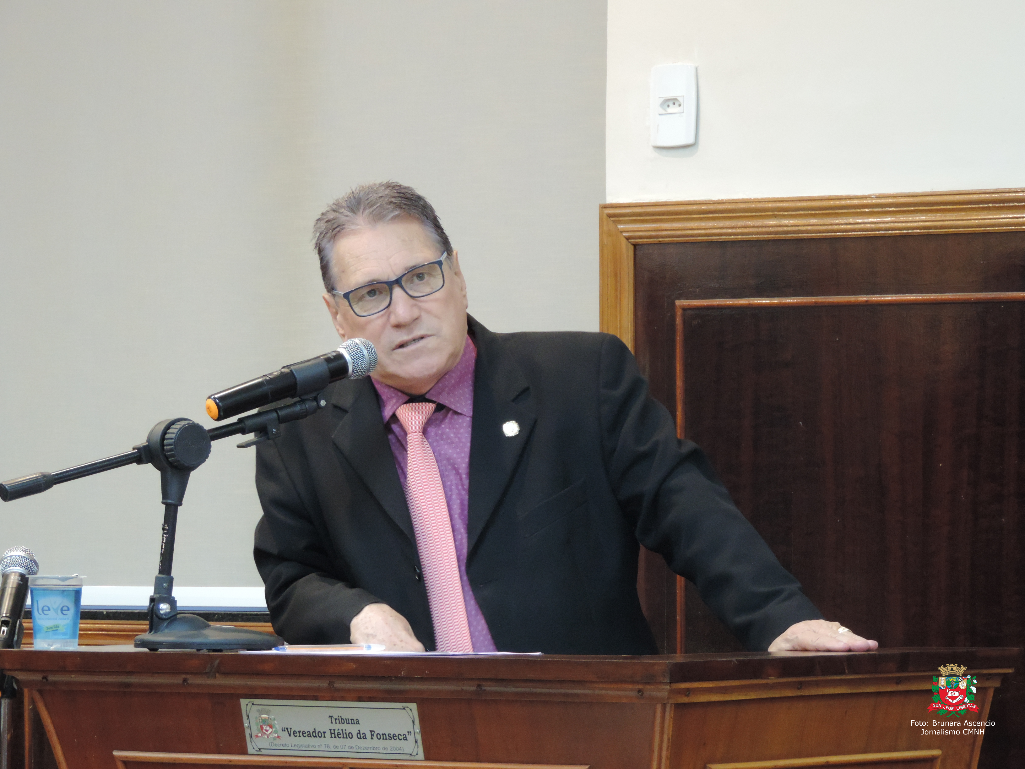 Vereador Nelsinho Luiz solicita ao Executivo Municipal informação sobre falta de remédios nas Unidades Básicas de Saúde do Município