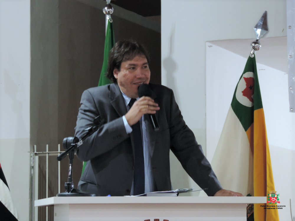 Vereador Locutor Douglas Alex solicita ao Executivo Municipal informação sobre disponibilização de recursos para a Festa da Apae