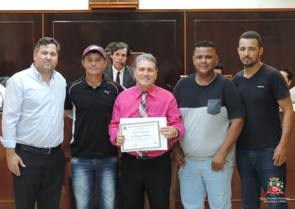 Vereador Nelsinho Luiz entrega Moção de Aplausos ao Projeto América - projeto de Jiu-Jitsu do Jardim América