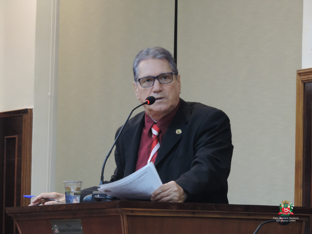 Vereador Nelsinho Luiz solicita à Secretaria Municipal de Educação informação sobre horário de chegada de alunos da zona rural 