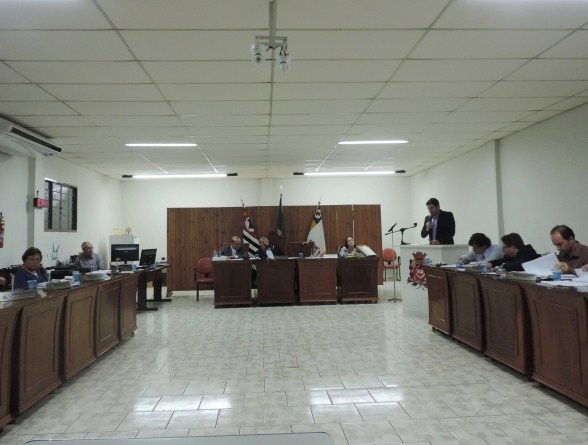 Assista à sessão ordinária realizada nesta segunda-feira