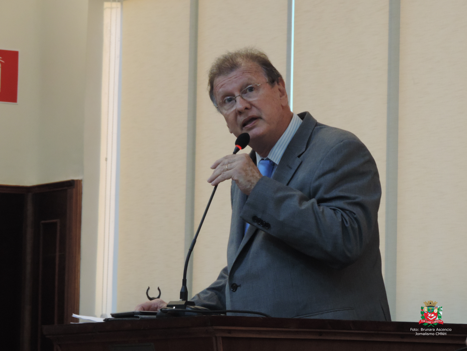 Vereador Roberto Melchiori solicita ao Executivo Municipal possibilidade de fornecer mão de obra para pintura da escola Pedro Teixeira de Queiroz 