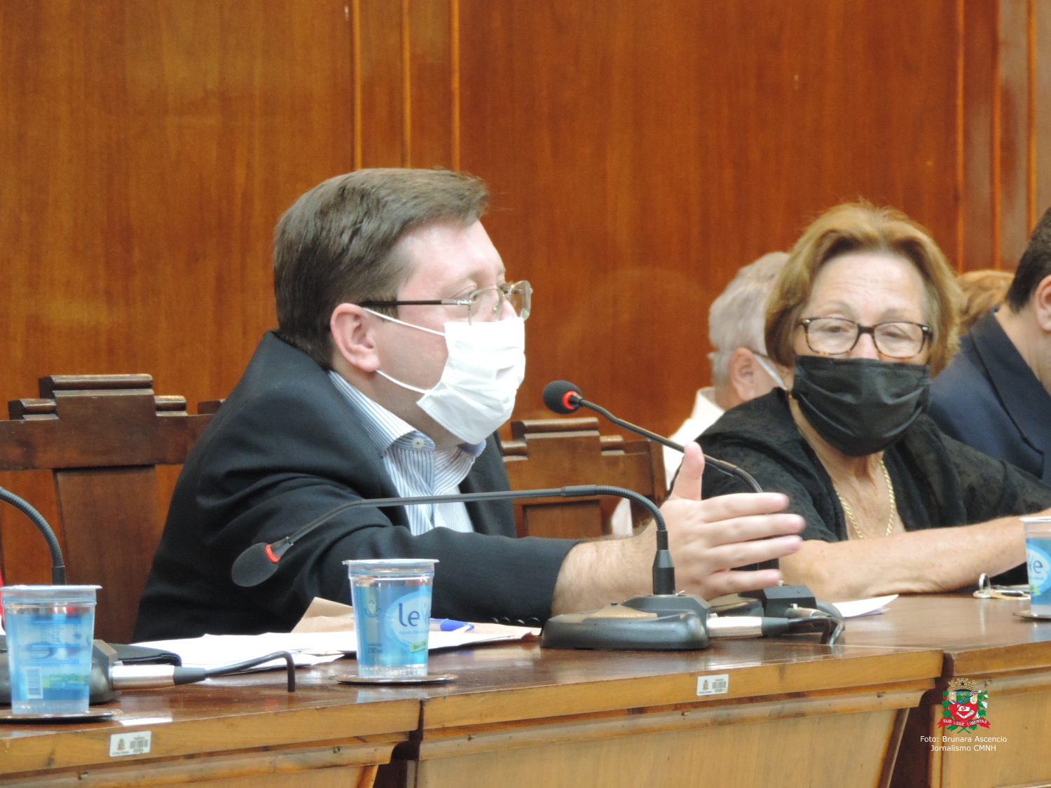 Vereador Leandro Lança concede Medalha "28 de Outubro" a Jorge Paulo Lemann