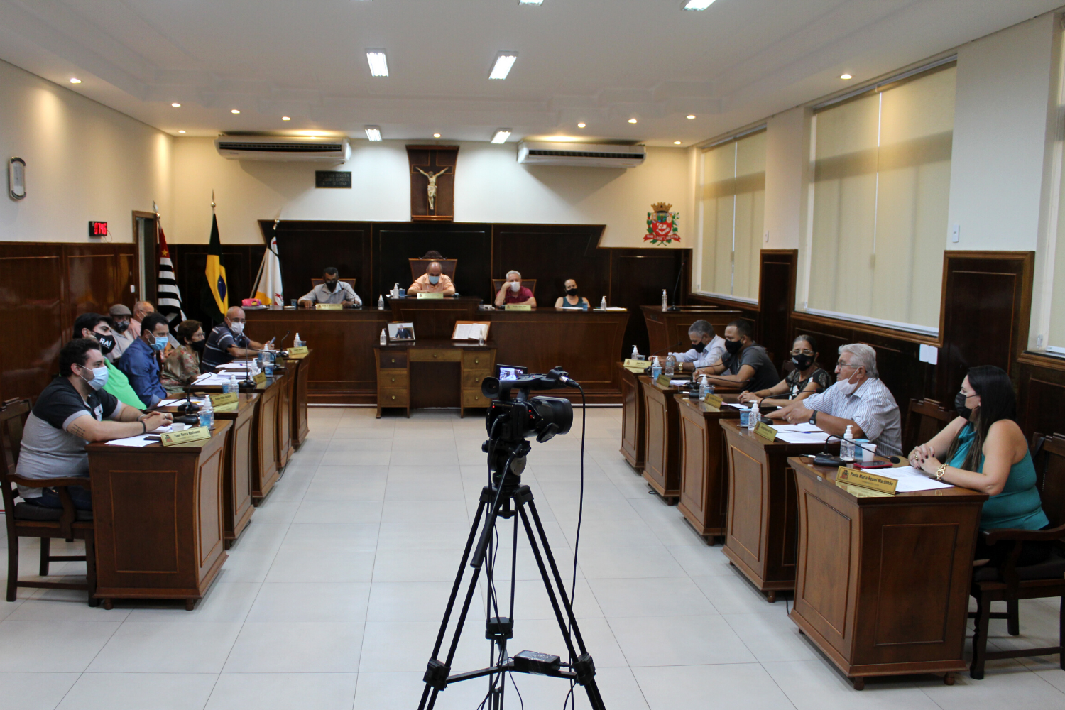 Plenário aprova conversão de cesta básica dos servidores públicos municipais em vale alimentação 