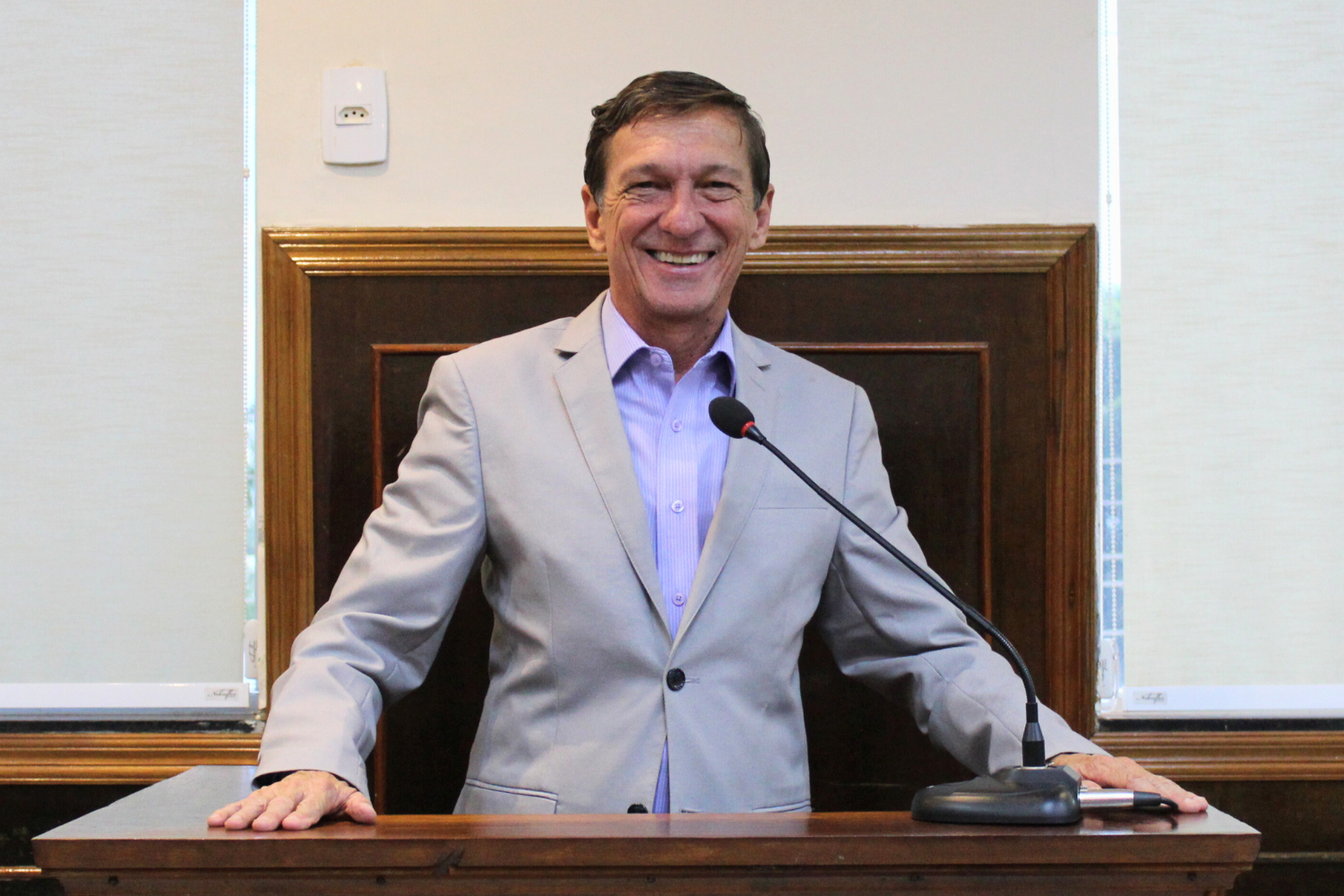 Vereador Vasquinho solicita ao Prefeito Fabiano Belentani viabilidade de uso da quadra de esportes do DAEE por crianças do Parque Vila Real e áreas adjacentes