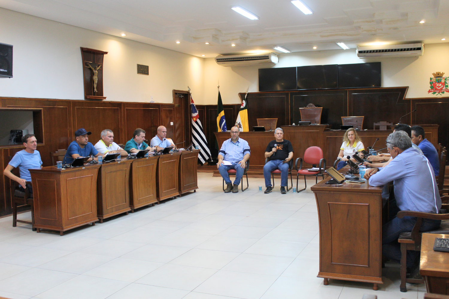 Vereadores se reuniram com a Secretária Municipal de Saúde para tratar sobre o aumento dos casos de dengue no Município