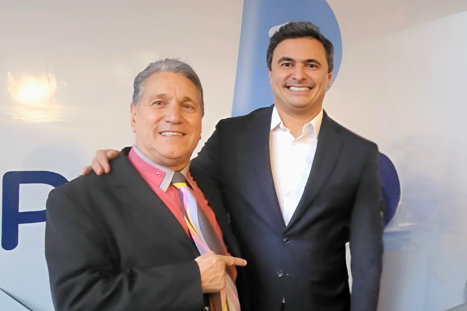 Vereador Nelsinho Luiz solicita ao Deputado Federal Maurício Neves ônibus escolar para o Município