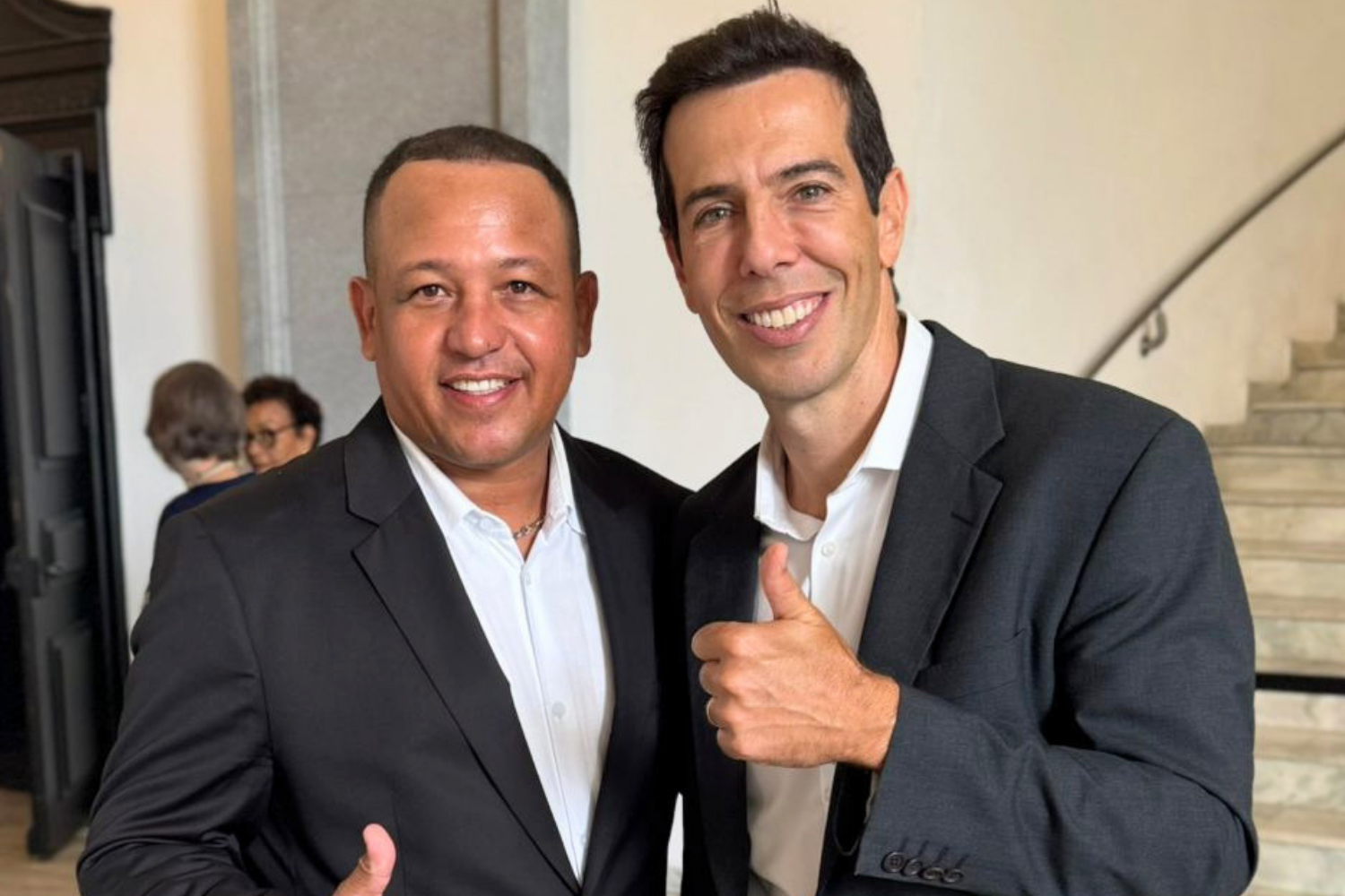 Vereador Carlos Henrique BGO solicita ao Secretário de Educação do Estado Renato Feder recursos para a construção de um novo refeitório na ETEC "Prof.ª Marinês Teodoro de Freitas Almeida"