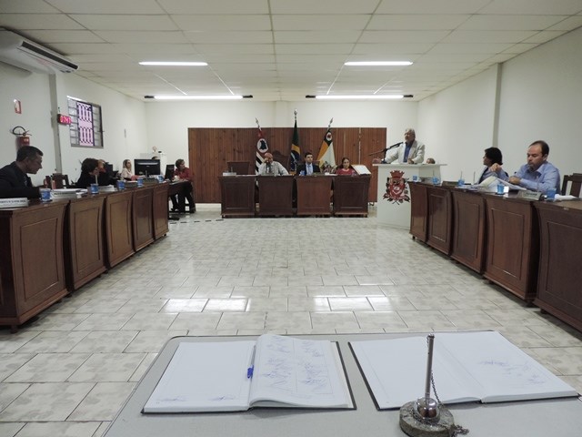 Assista à sessão ordinária realizada na última segunda-feira