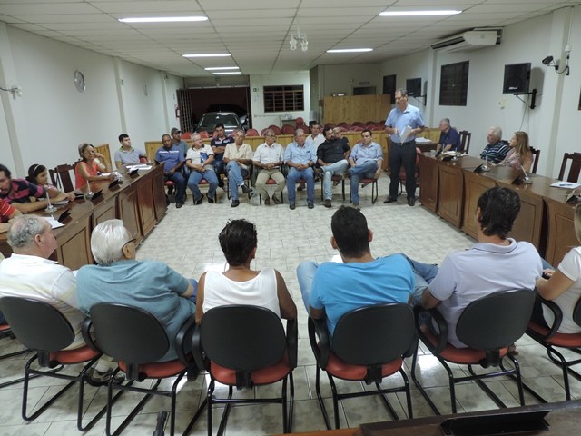 Câmara realizou reunião para tratar sobre a aquisição de gêneros alimentícios da agricultura familiar para a merenda escolar